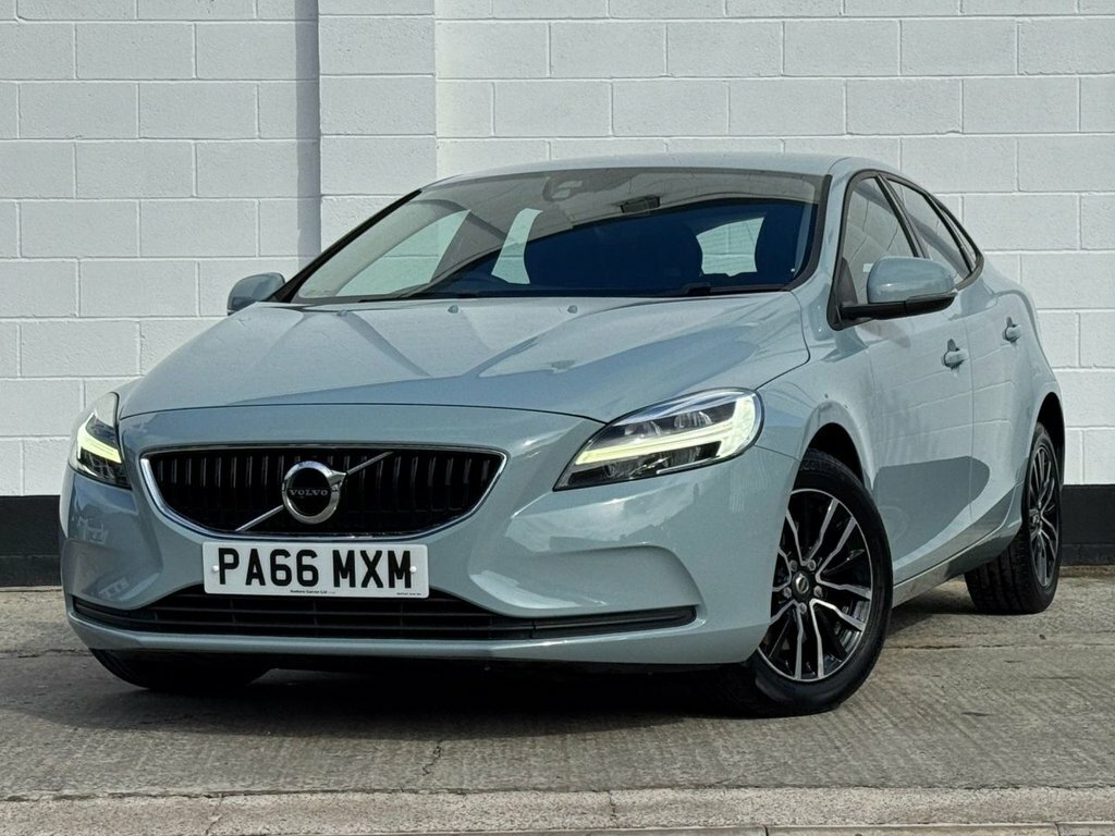 Volvo V40 2L Momentum Blue #5