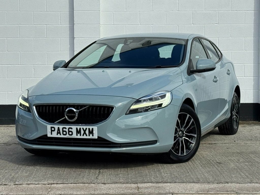 Volvo V40 2L Momentum Blue #6