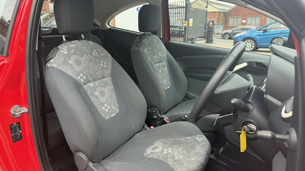 Ford KA Hatchback 1.2 Studio 201363 Red #2