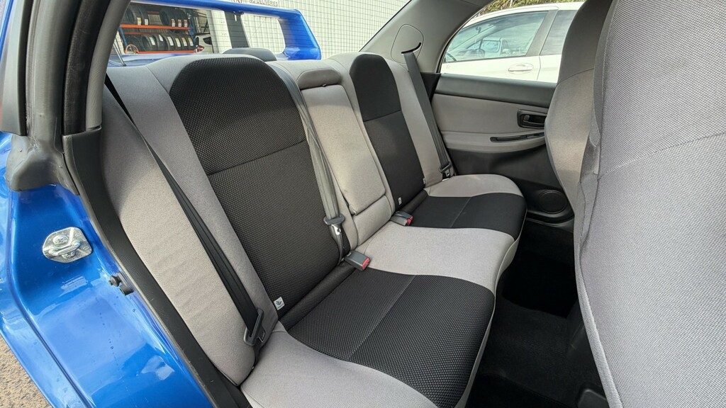Subaru Impreza Hatchback 2.5 Grey #21