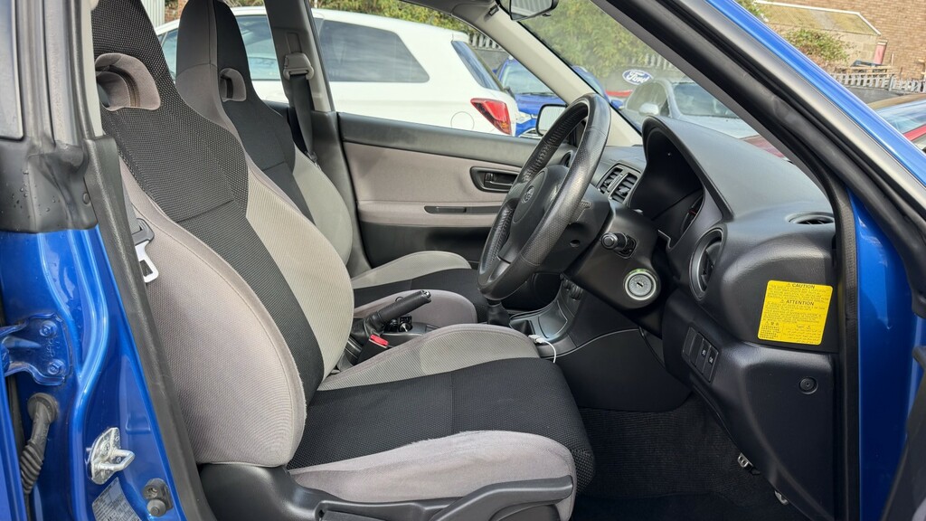 Subaru Impreza Hatchback 2.5 Grey #23