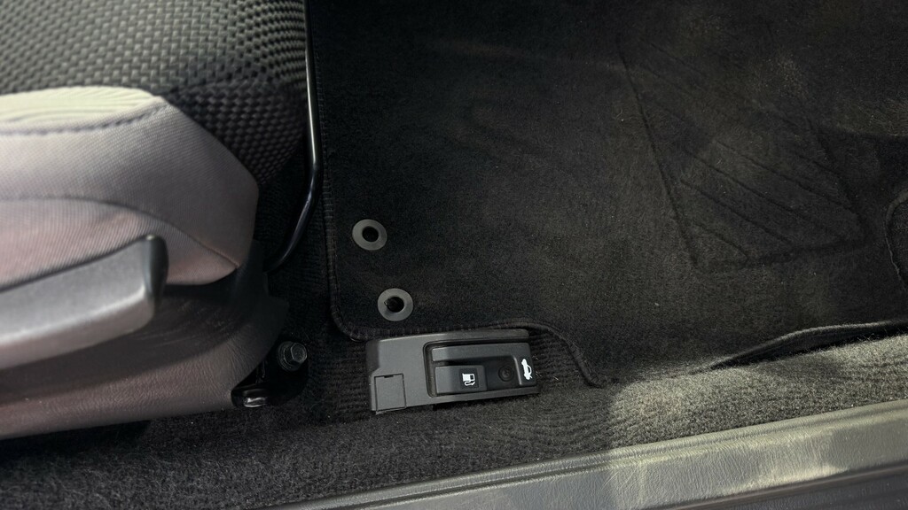 Subaru Impreza Hatchback 2.5 Grey #33