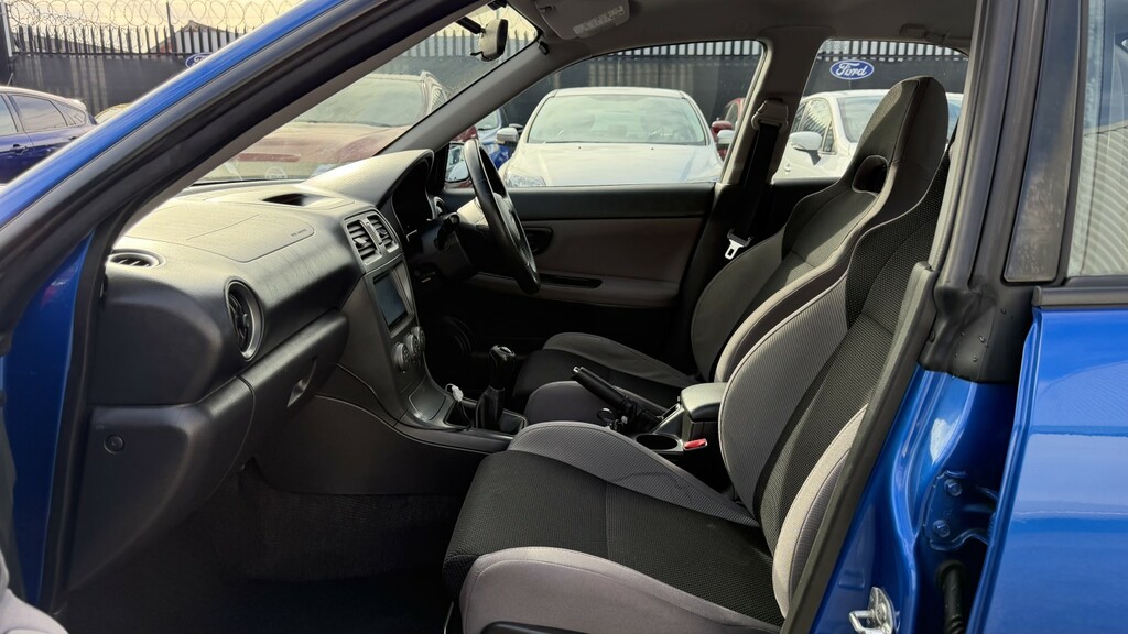 Subaru Impreza Hatchback 2.5 Grey #14