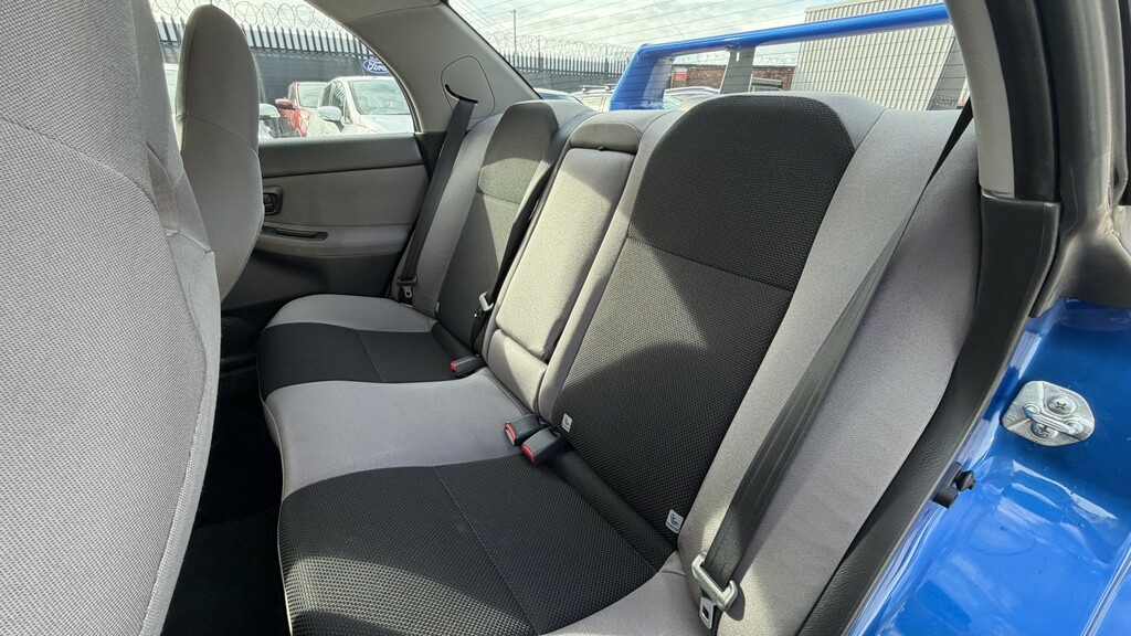 Subaru Impreza Hatchback 2.5 Grey #18