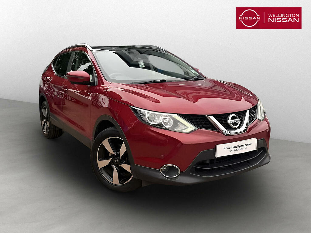 Nissan Qashqai 1.6 Dig-t N-connecta Red