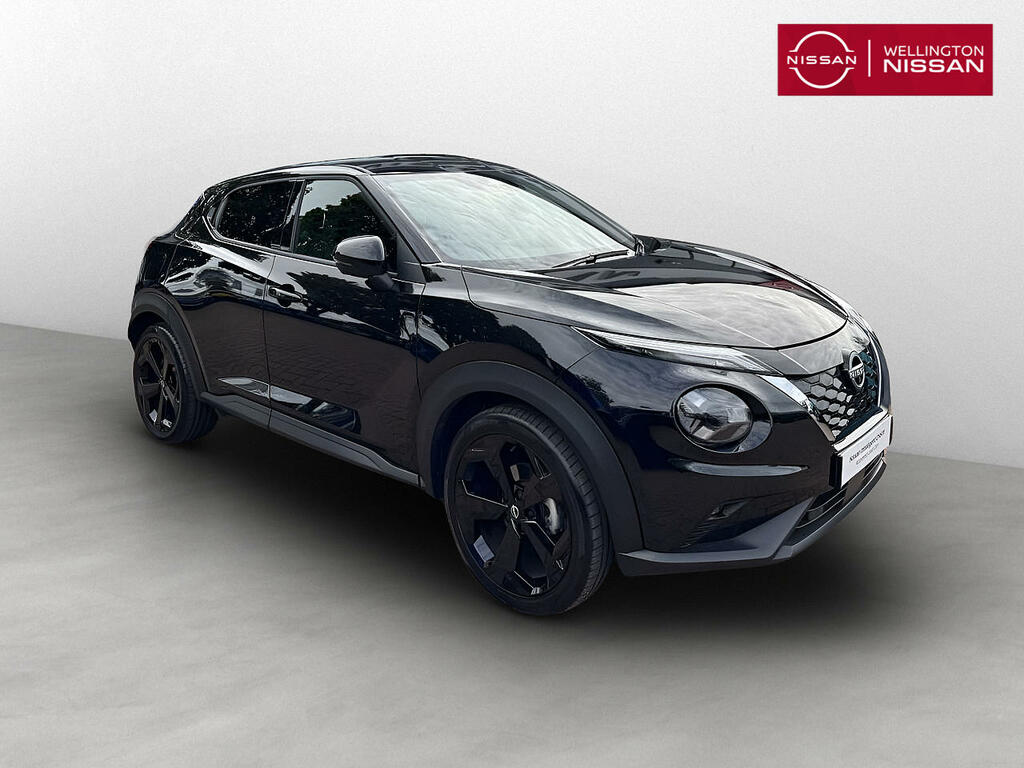 Nissan Juke 1.6 Hybrid Tekna Black