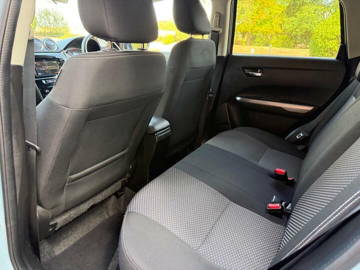 Suzuki Vitara Sz-t Grey #26