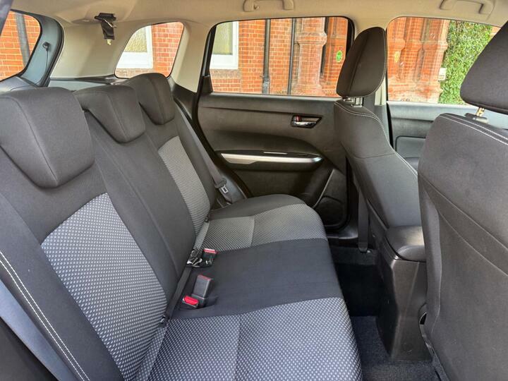 Suzuki Vitara Sz-t Grey #30