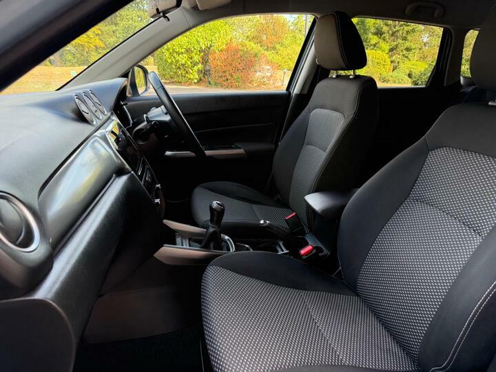 Suzuki Vitara Sz-t Grey #24