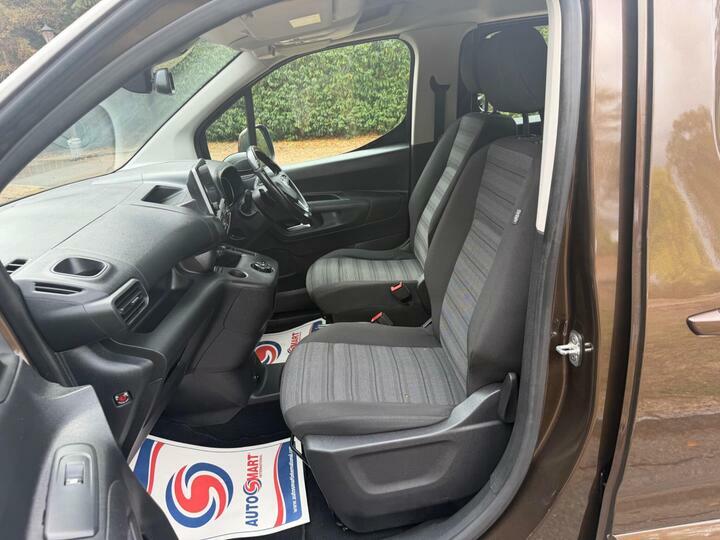 Vauxhall Combo Life 1.5 Turbo D Blueinjection Energy Euro 6 Ss Brown #3
