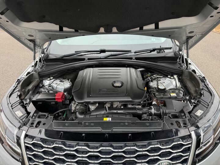 Land Rover Range Rover Velar R-dynamic Black #26