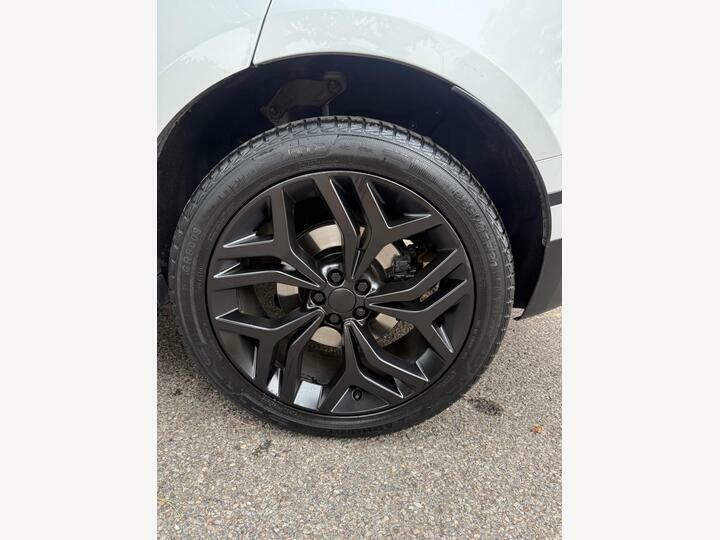 Land Rover Range Rover Velar R-dynamic Black #27