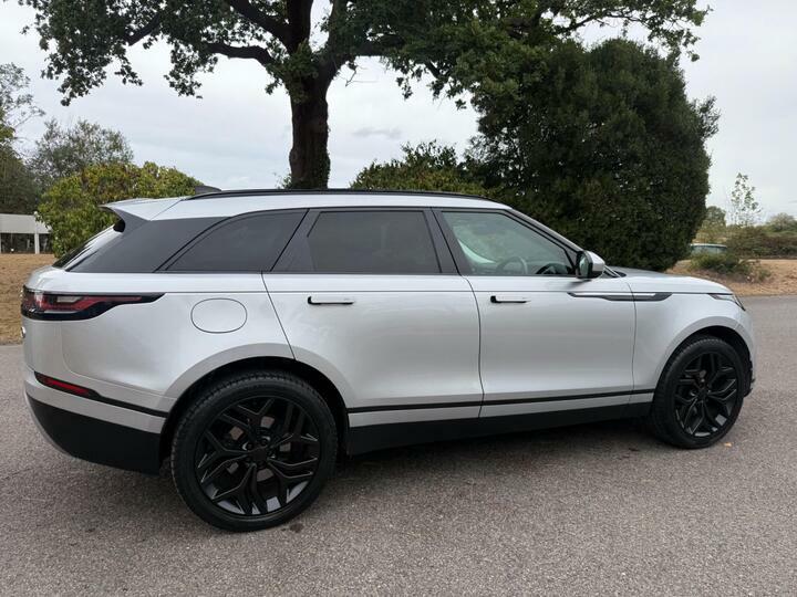 Land Rover Range Rover Velar R-dynamic Black #21