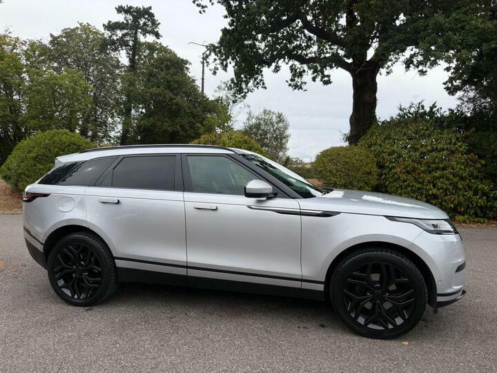 Land Rover Range Rover Velar R-dynamic Black #25