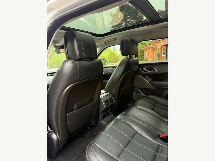 Land Rover Range Rover Velar R-dynamic Black #44
