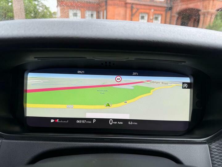 Land Rover Range Rover Velar R-dynamic Se White #57