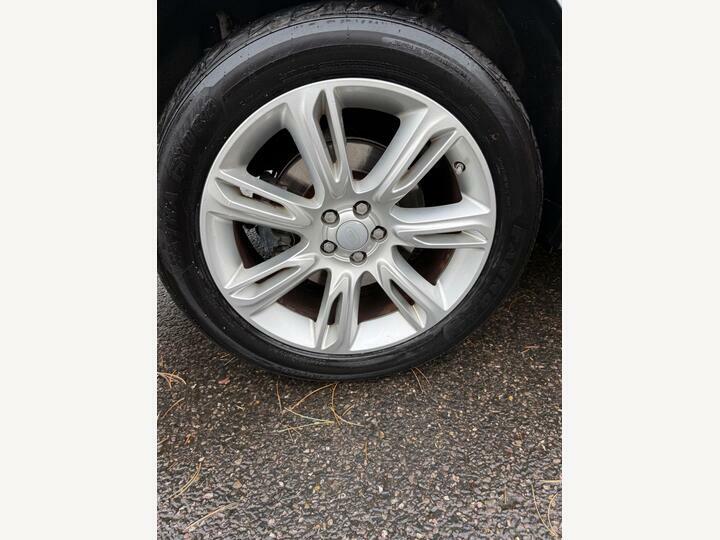 Land Rover Range Rover Velar R-dynamic Se White #26