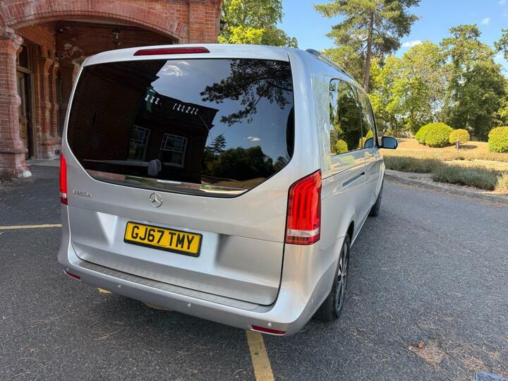 Mercedes-Benz V Class #21