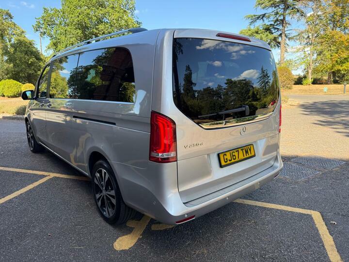 Mercedes-Benz V Class #19