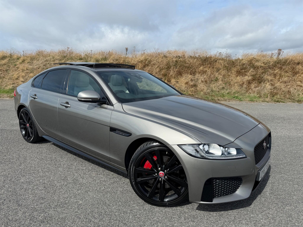 Jaguar XF 3.0D V6 S Euro 6 Ss Silver #3
