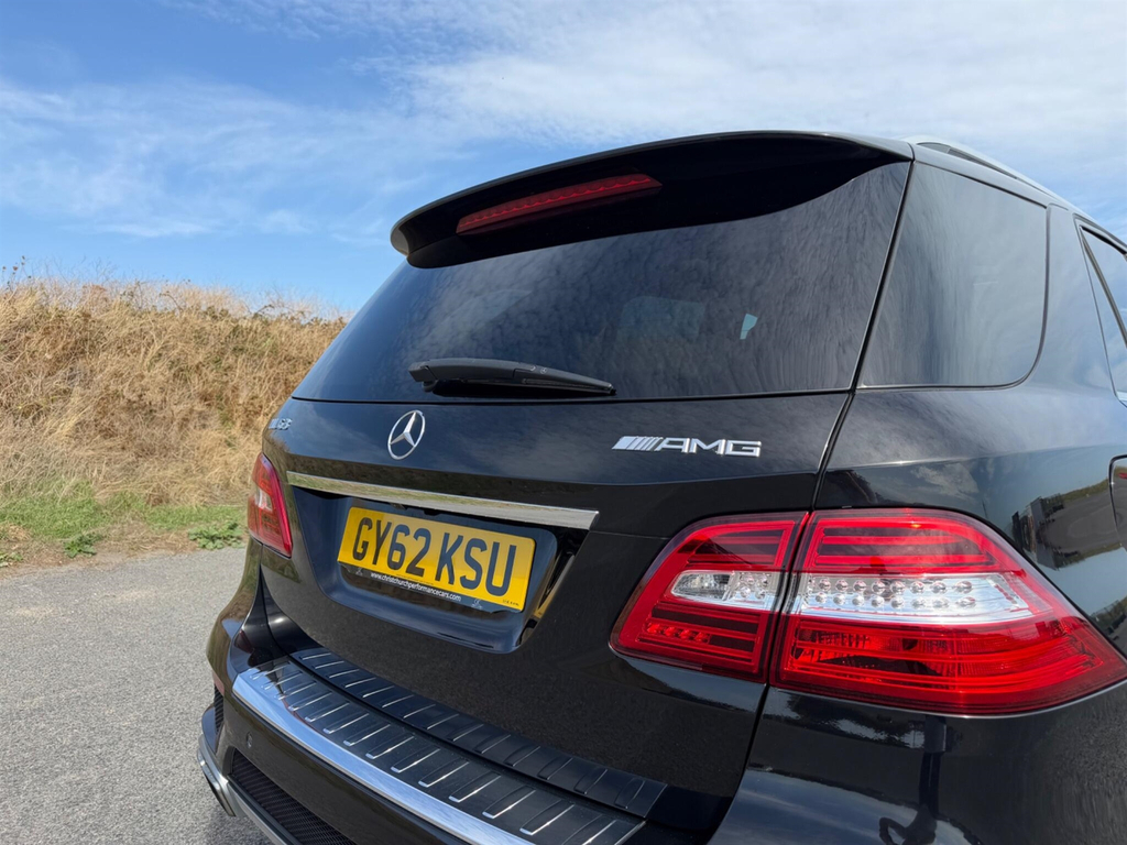 Mercedes-Benz M Class Suv Black #22