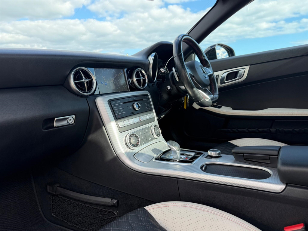 Mercedes-Benz SLC Diesel #56