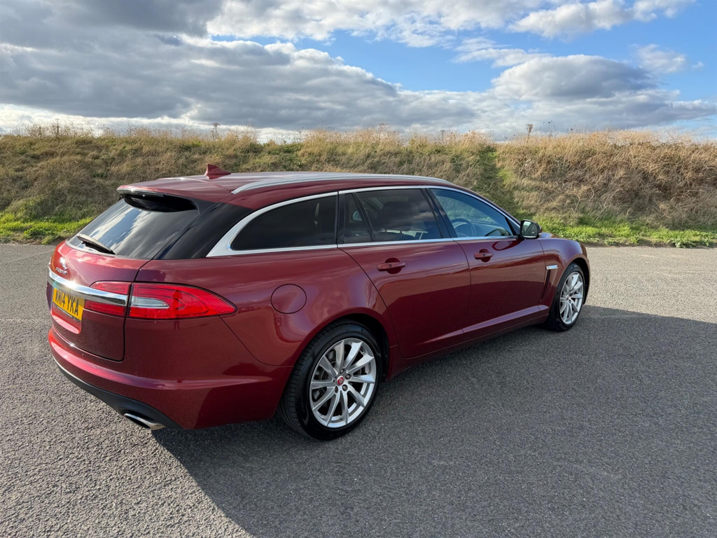 Jaguar XF 3.0D V6 Premium Luxury Ss Black #13