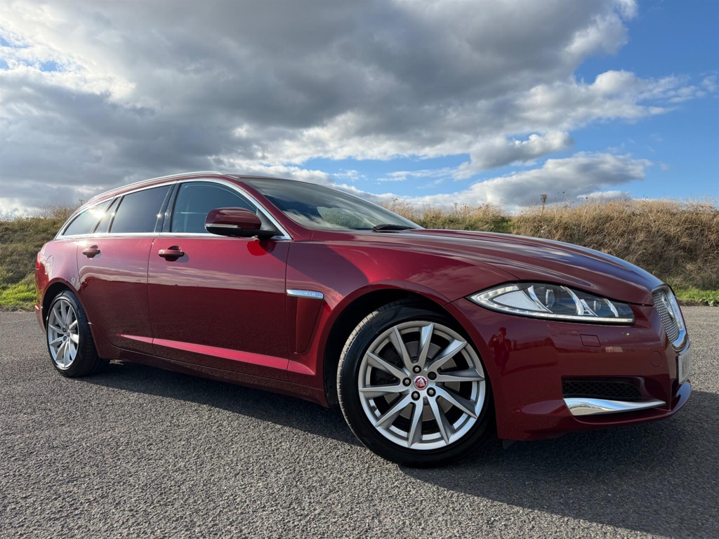 Jaguar XF 3.0D V6 Premium Luxury Sportbrake Euro 5 Ss Red
