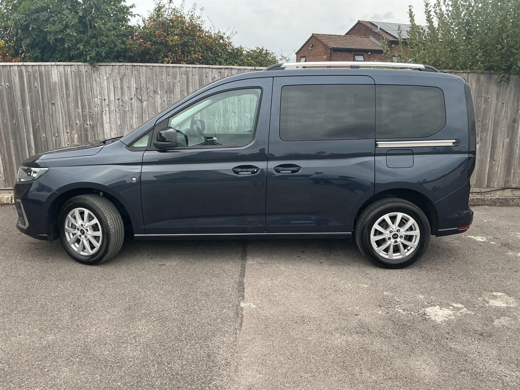 Ford Tourneo Connect 2.0 Ecoblue Titanium Dct Euro 6 Ss #3