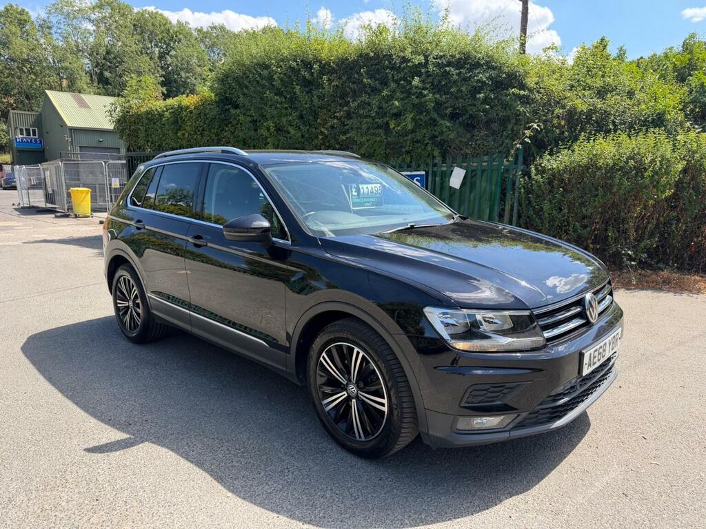 Volkswagen Tiguan 1.4 Tsi Se Navigation Euro 6 Ss Black