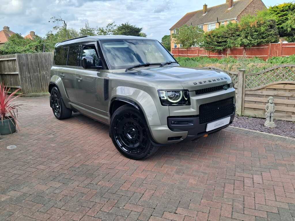 Land Rover Defender 110 2.0 P400e X-dynamic Se 110 Green #13