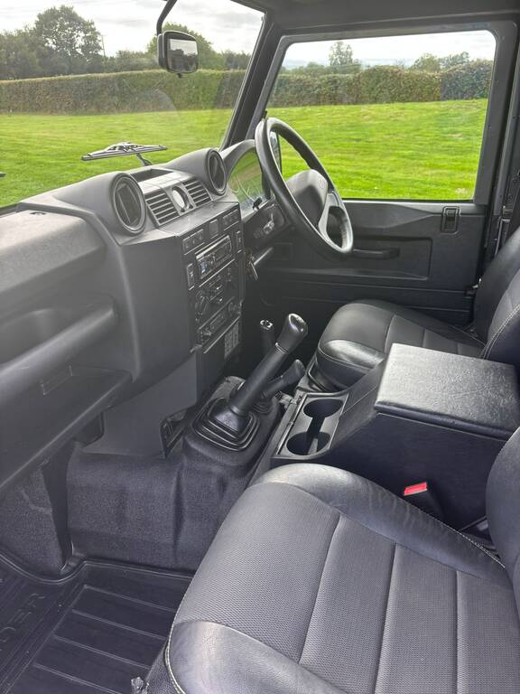 Land Rover Defender 90 2.2 Tdci Xs Hard Grey #2
