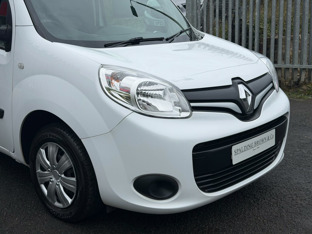 Renault Kangoo Ll21 E-tech Business My19 White #40
