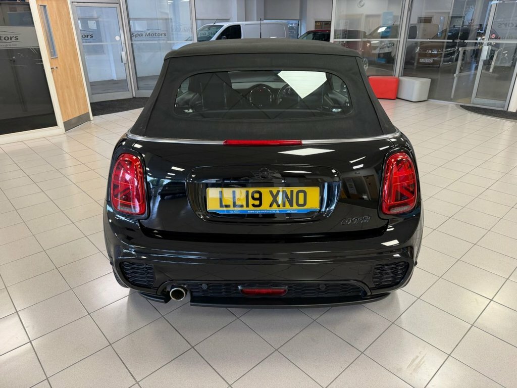 Mini Convertible 1.5L Cooper Sport LL19XNO Black #5