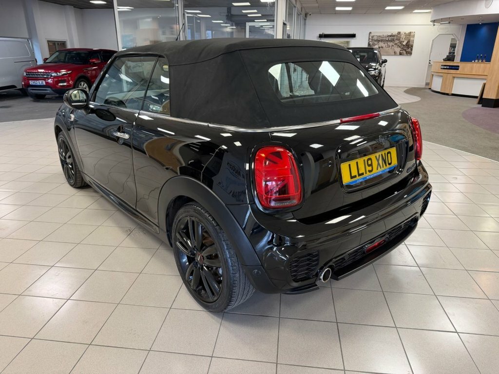 Mini Convertible 1.5L Cooper Sport LL19XNO Black #6