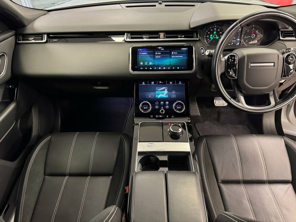 Land Rover Range Rover Velar R-dynamic S Black #25