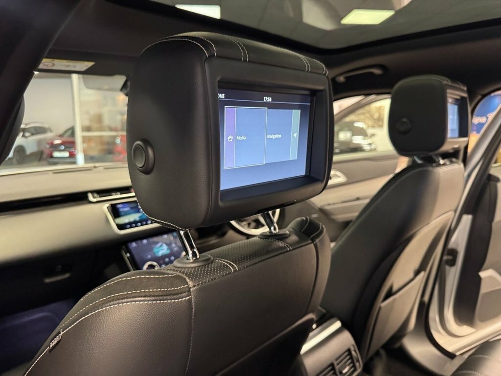 Land Rover Range Rover Velar R-dynamic S Black #30
