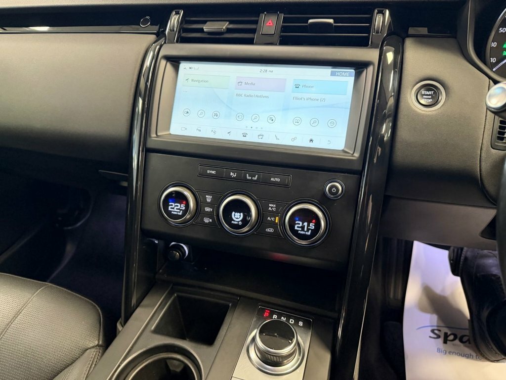 Land Rover Discovery R-dynamic S Grey #14