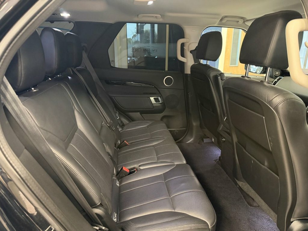 Land Rover Discovery R-dynamic S Grey #21