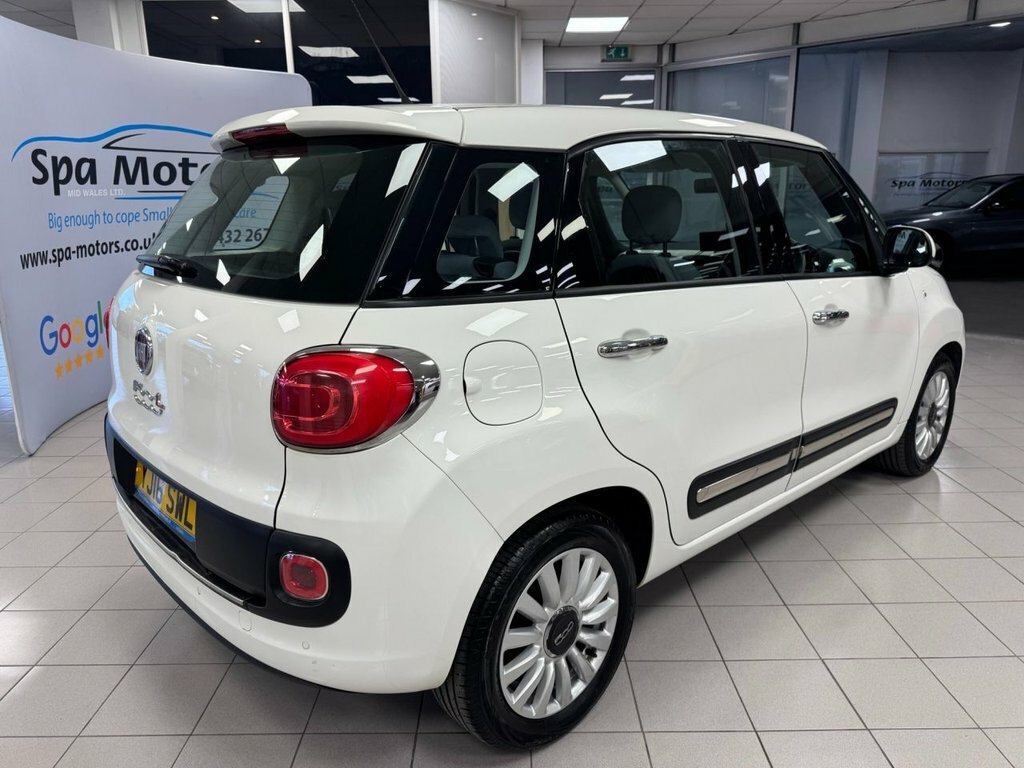 Fiat 500L Mpv White #6