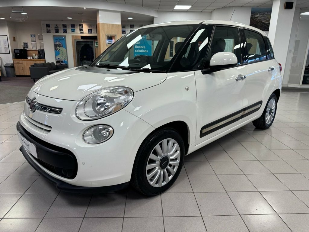 Fiat 500L Mpv White #3