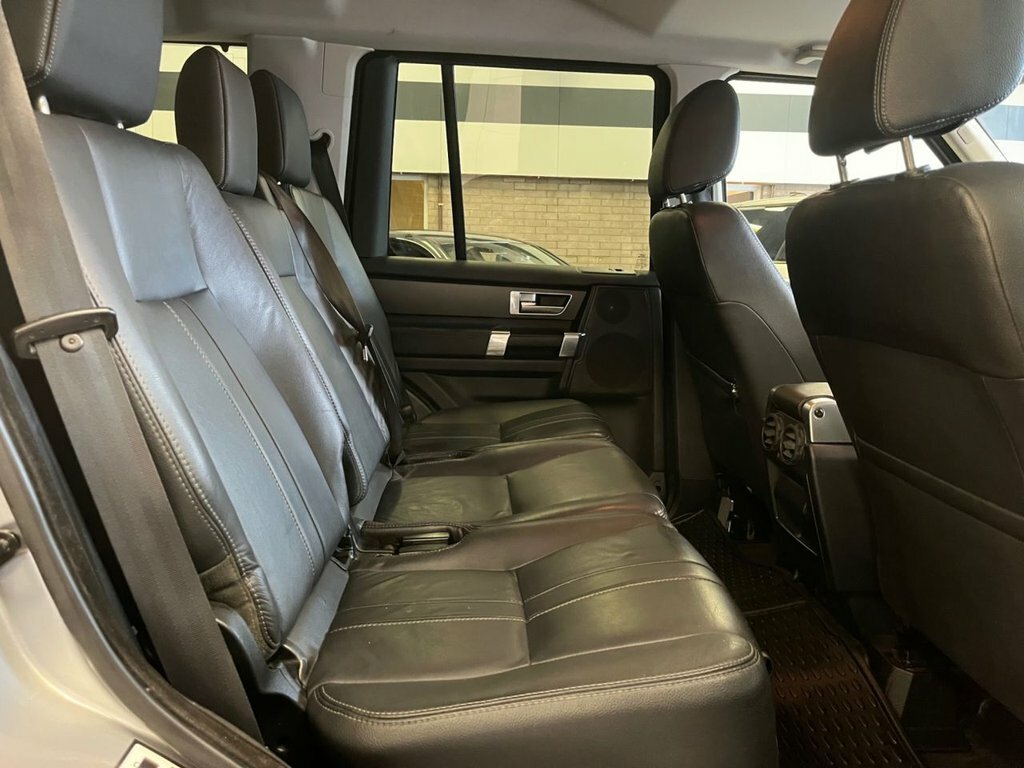 Land Rover Discovery 4 3L Graphite Gold #16