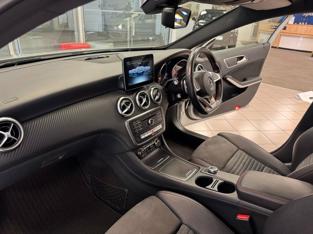 Mercedes-Benz A Class 1.5 A 180 D Se 107 Bhp White #24