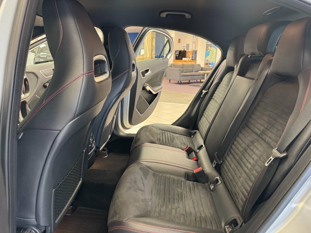 Mercedes-Benz A Class 1.5 A 180 D Se 107 Bhp White #22