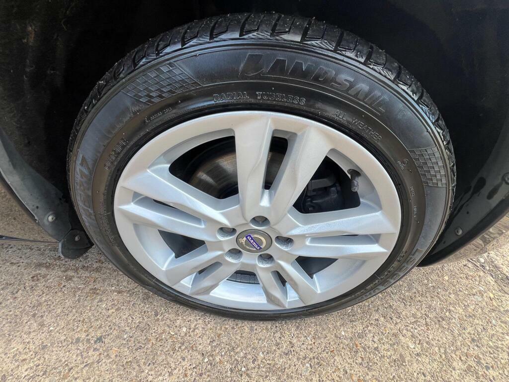 Volvo V60 Drive 115 R Design White #7