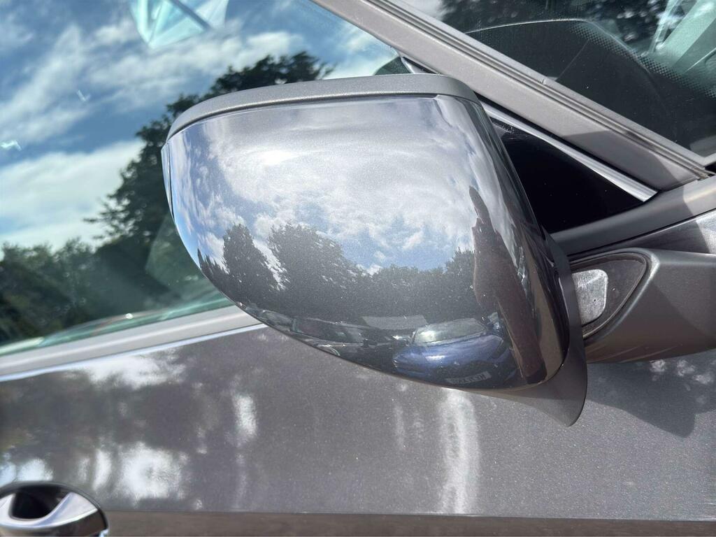 Volkswagen ID.3 Hatchback White #32