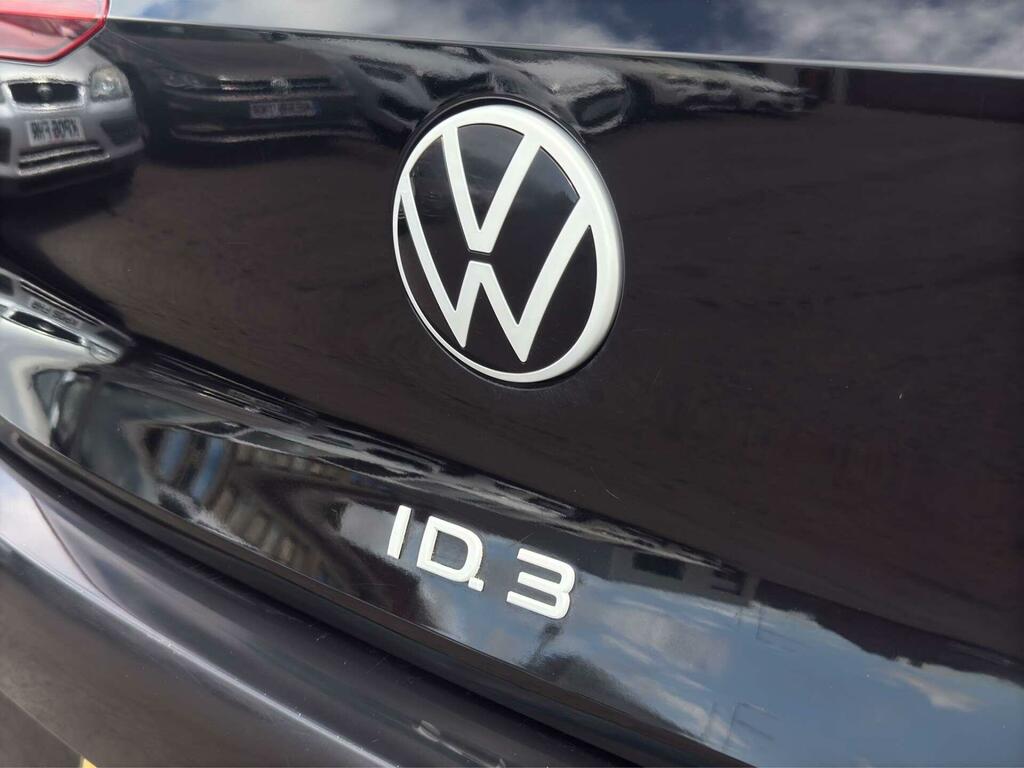 Volkswagen ID.3 Hatchback White #40