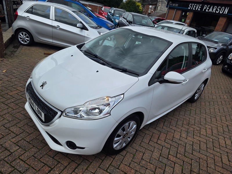 Peugeot 208 Active Silver #23