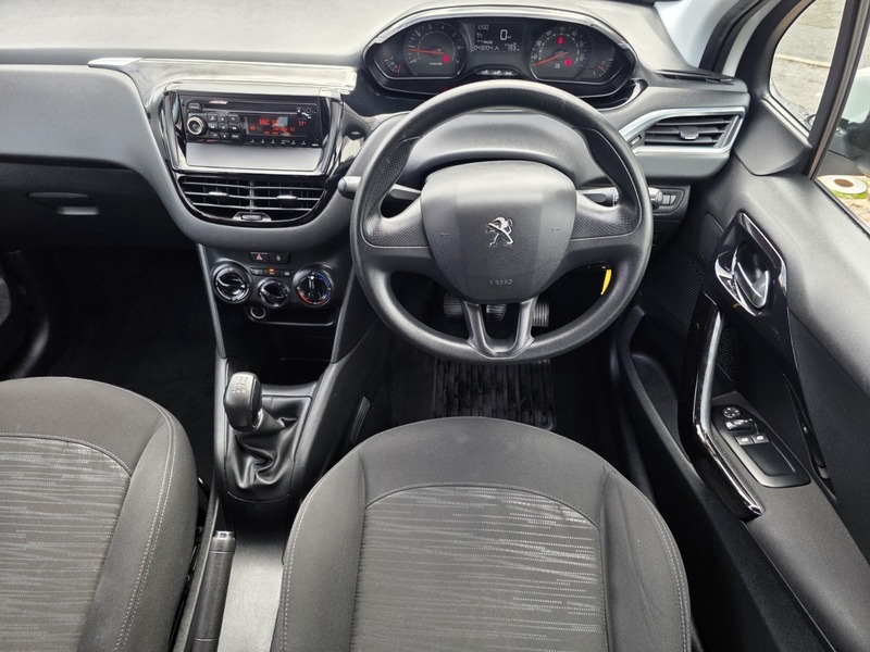 Peugeot 208 Active Silver #19