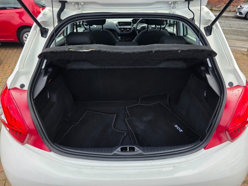 Peugeot 208 Active Silver #20